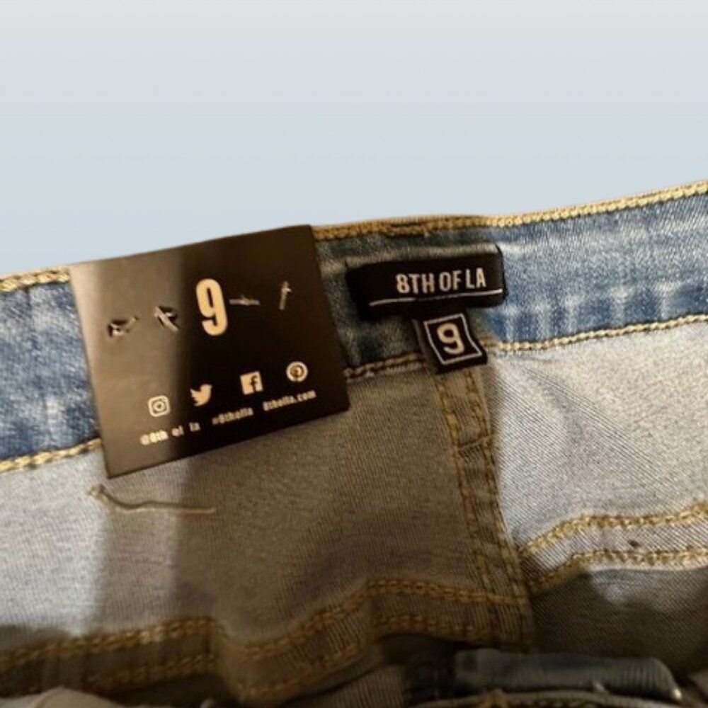 Side Ring Detail Skinny Jeans 4088 NWT Boutique - Picture 14 of 15